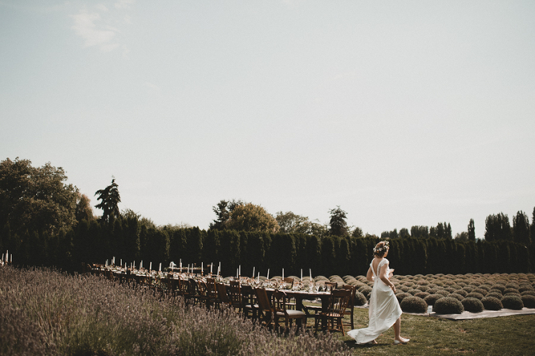 CarinaSkrobeckiPhoto_Susanna&Andrew_WoodinvilleLavenderFarm087