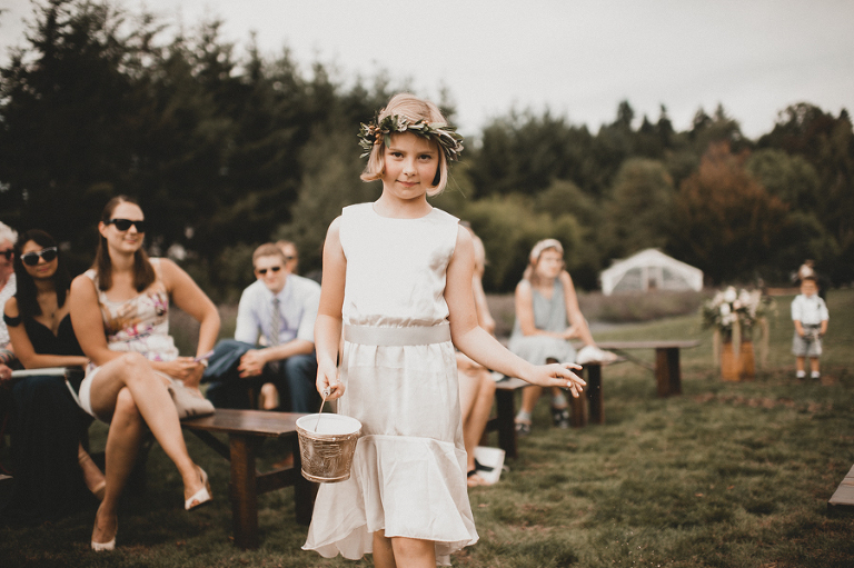 CarinaSkrobeckiPhoto_Susanna&Andrew_WoodinvilleLavenderFarm092