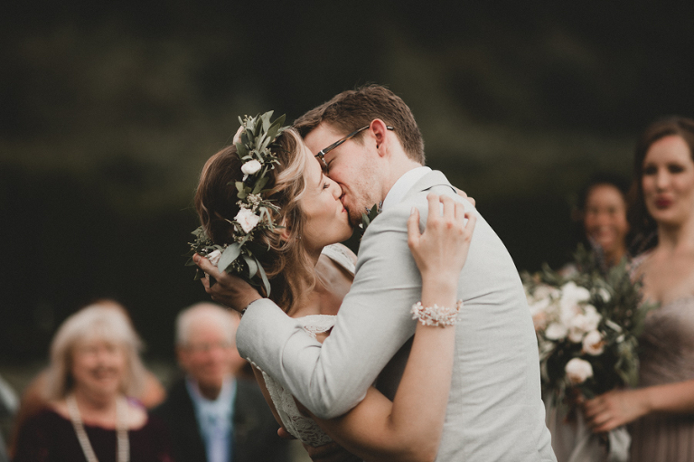 CarinaSkrobeckiPhoto_Susanna&Andrew_WoodinvilleLavenderFarm108