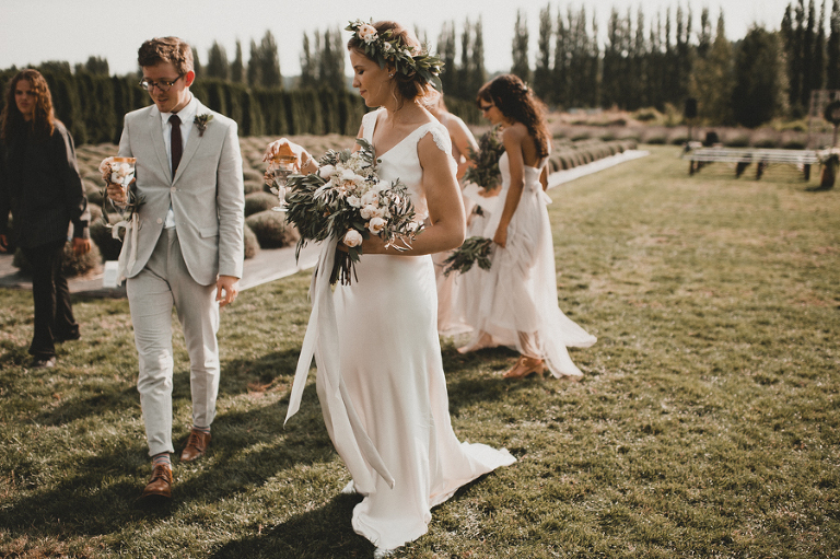 CarinaSkrobeckiPhoto_Susanna&Andrew_WoodinvilleLavenderFarm118