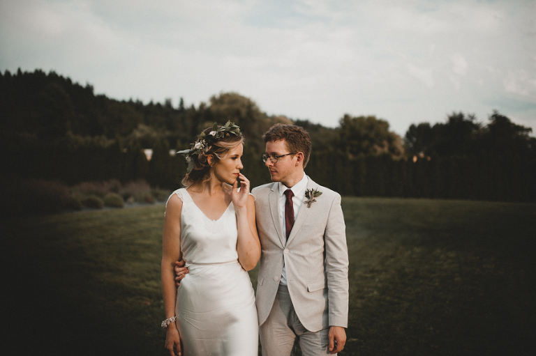 CarinaSkrobeckiPhoto_Susanna&Andrew_WoodinvilleLavenderFarm145