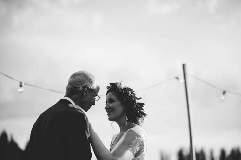 CarinaSkrobeckiPhoto_Susanna&Andrew_WoodinvilleLavenderFarm150