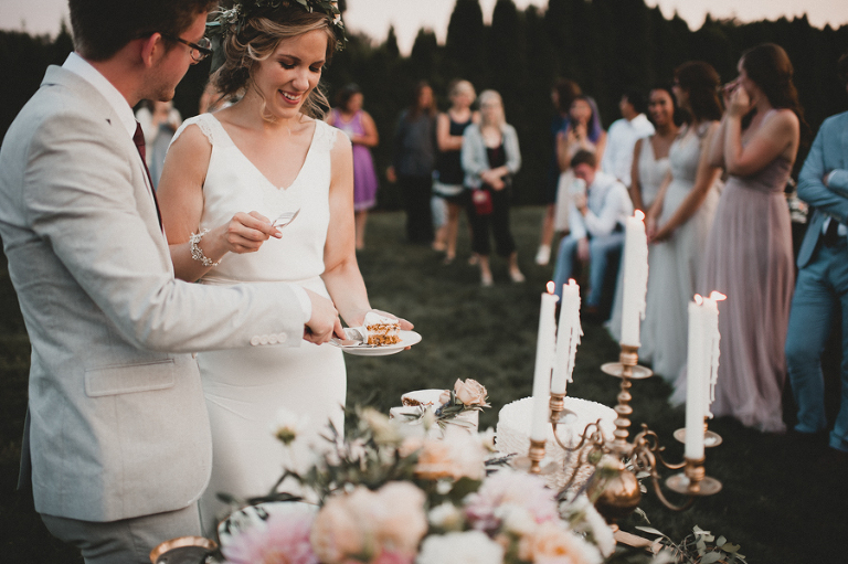 CarinaSkrobeckiPhoto_Susanna&Andrew_WoodinvilleLavenderFarm167
