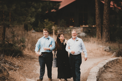 Hannah & Chris | Sleeping Lady Resort, Leavenworth WA » Carina Skrobecki